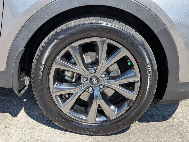 Used 2018 Hyundai Santa Fe Sport image 11