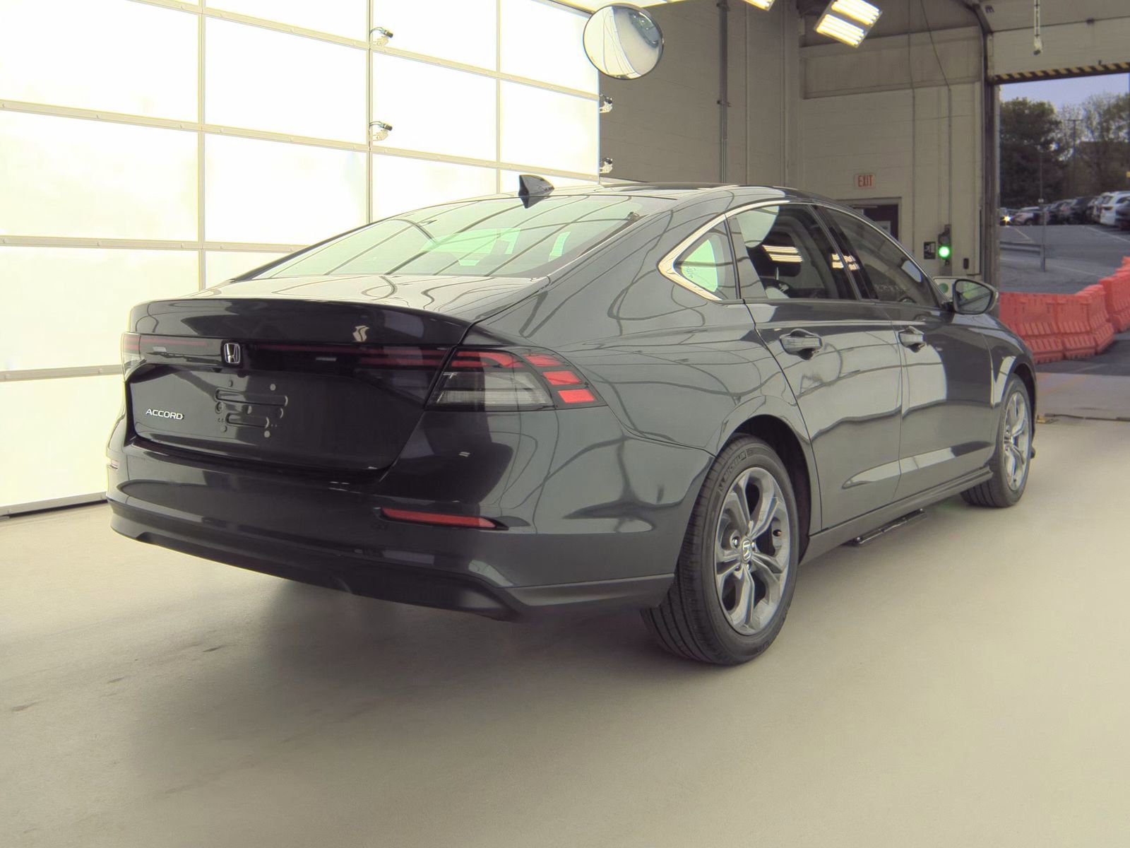 Used 2024 Honda Accord EX image 4