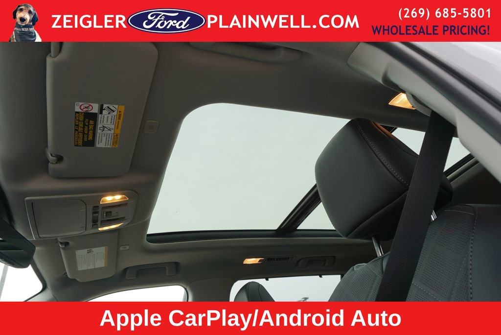 Used 2025 Toyota Highlander Platinum image 21