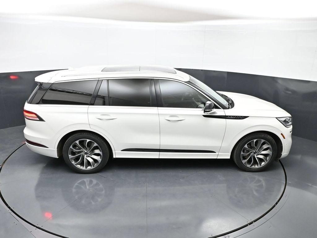 Used 2021 Lincoln Aviator Grand Touring w/ Equipment Group 302A AWD/4WD image 48