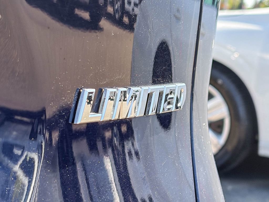 Used 2019 Toyota RAV4 Limited w/ All Weather Liner Package image 11