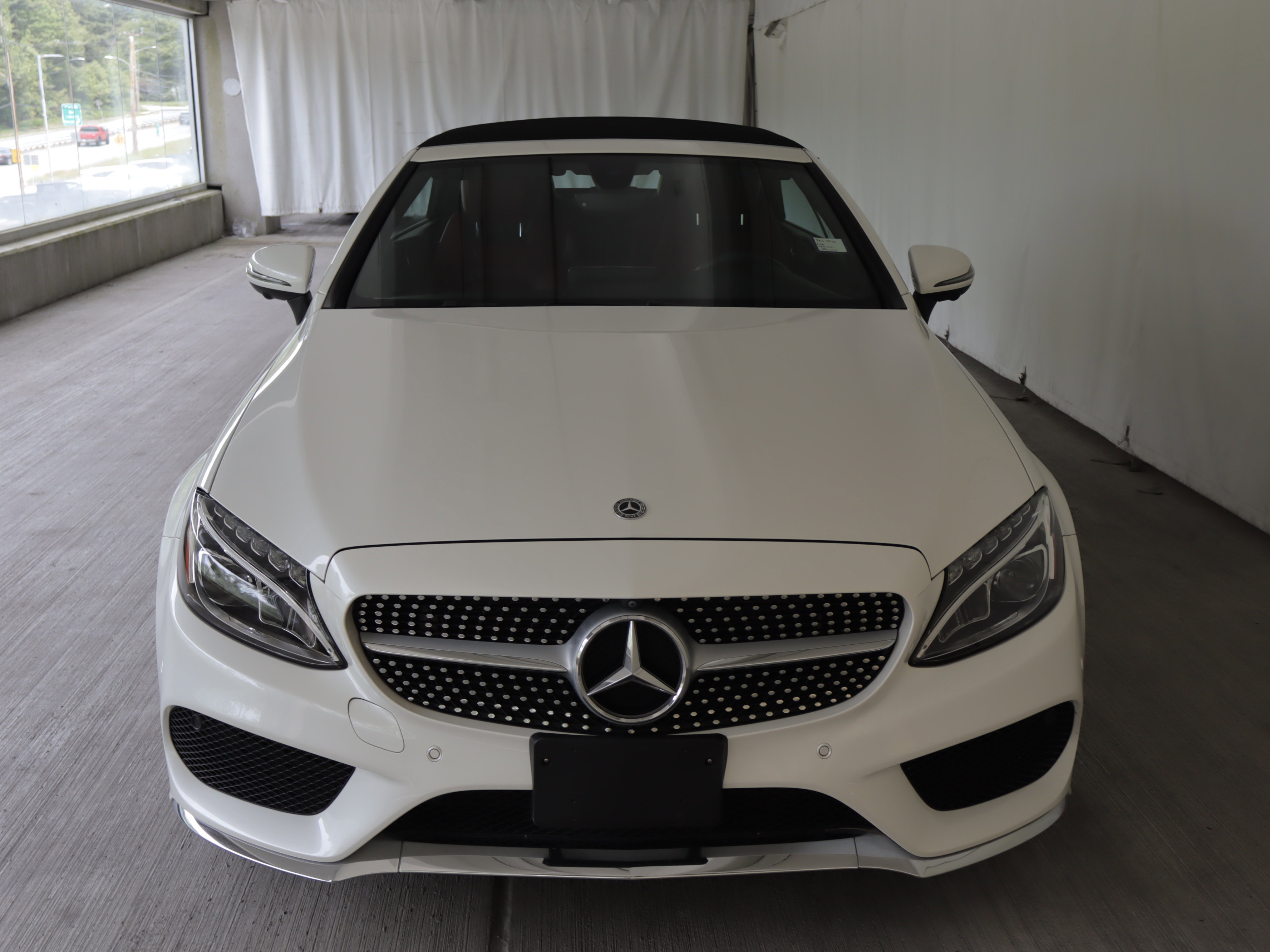 Used 2018 Mercedes-Benz C 300 4MATIC Cabriolet image 4