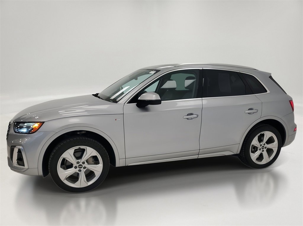 Used 2022 Audi Q5 2.0T Premium Plus image 3