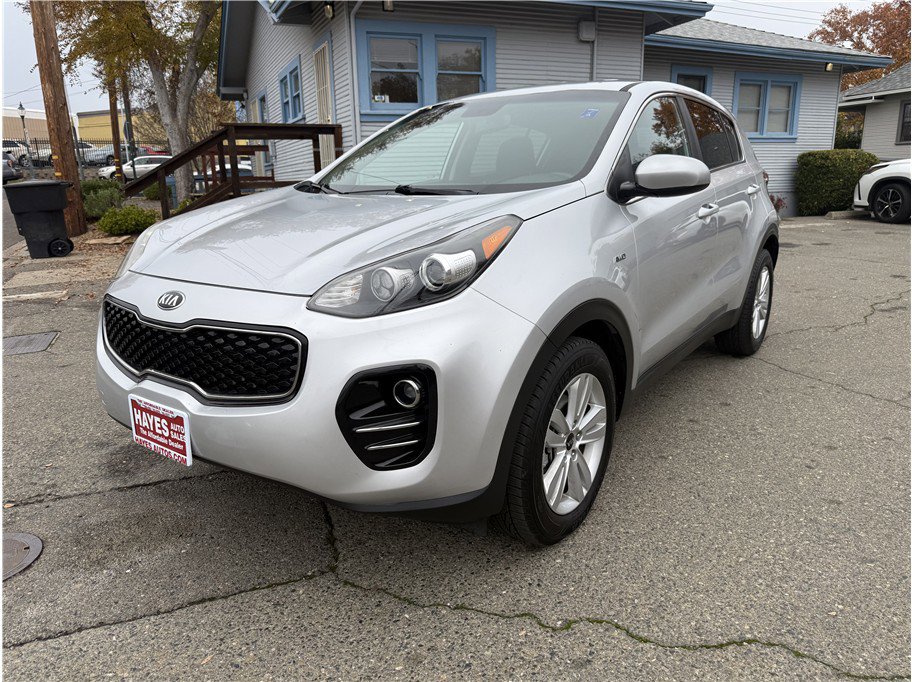 Used 2018 Kia Sportage LX image 3