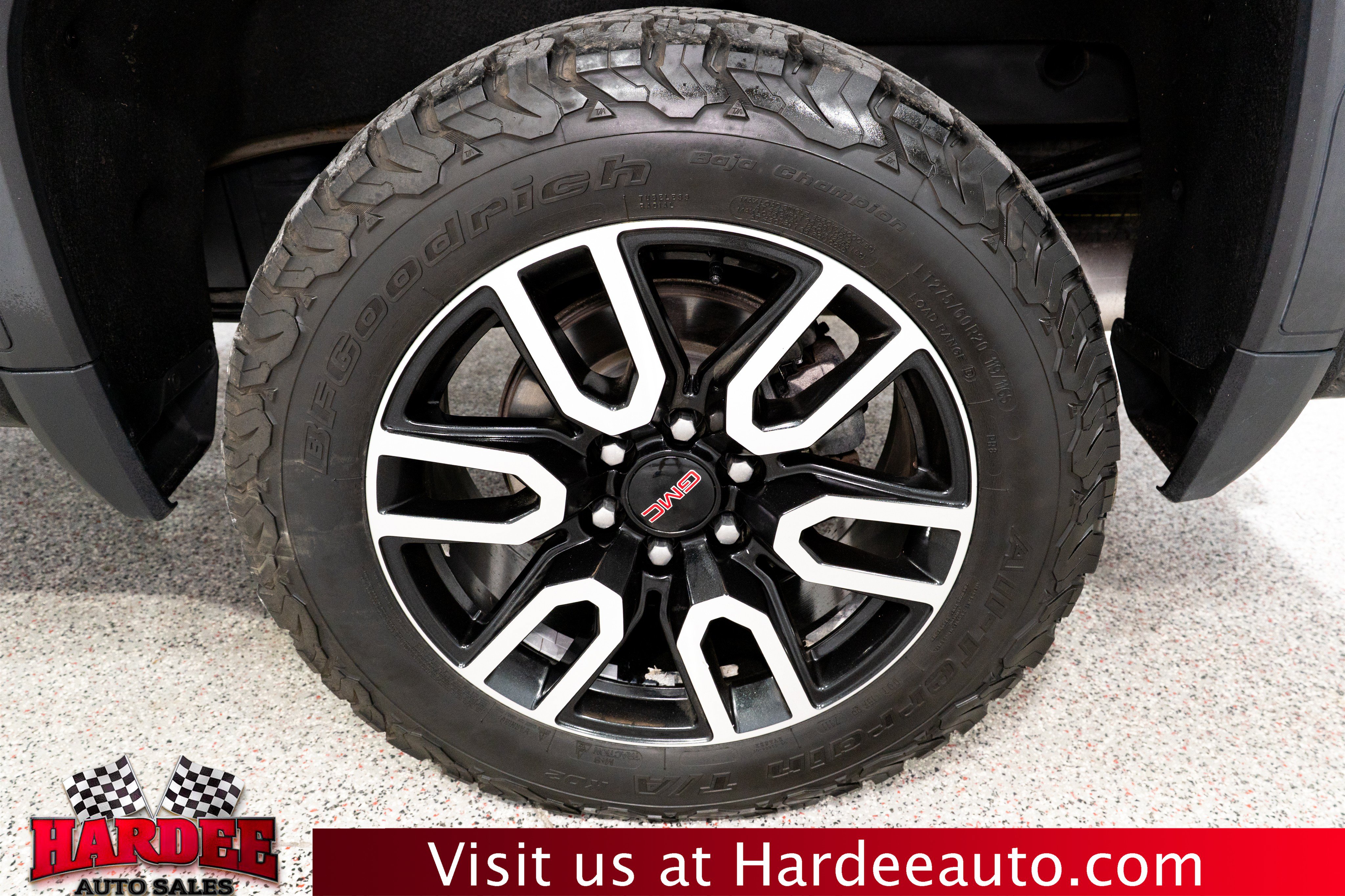 Used 2021 GMC Sierra 1500 AT4 w/ Technology Package AWD/4WD image 10