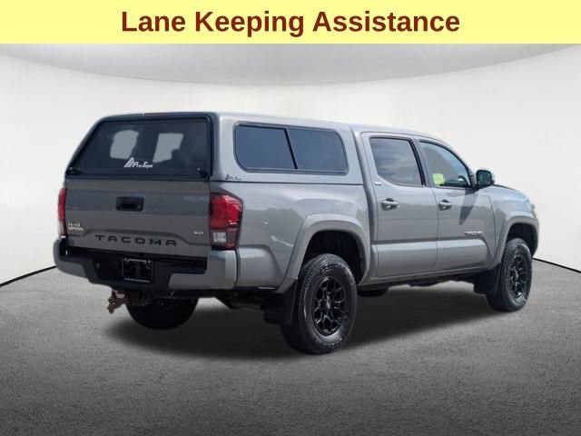 Used 2020 Toyota Tacoma SR5 w/ Technology Package AWD/4WD image 5