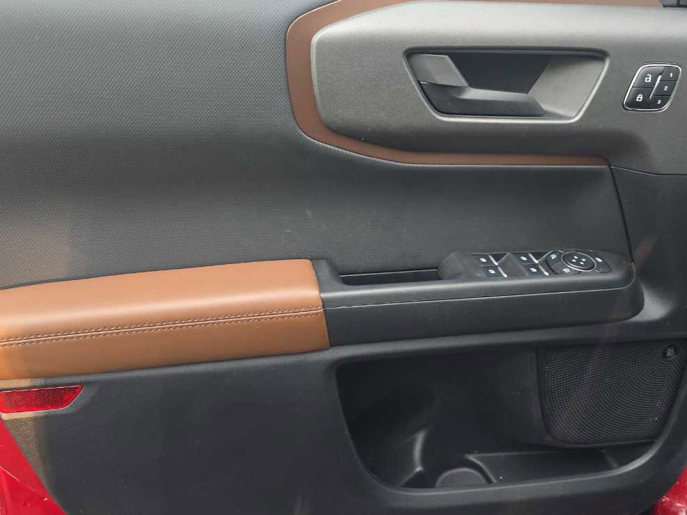 Used 2025 Ford Bronco Sport Outer Banks w/ Outer Banks Tech Package+ image 12