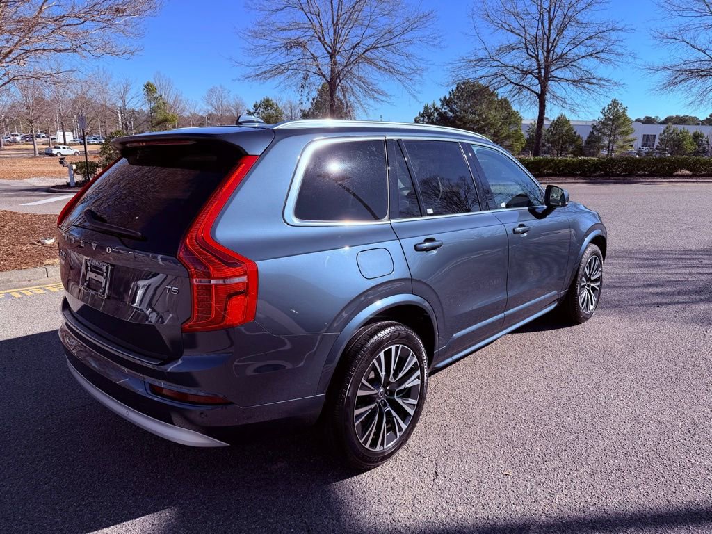 Used 2022 Volvo XC90 T5 Momentum w/ Climate Package image 15