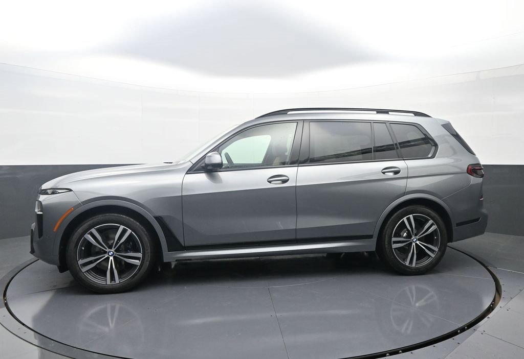 New 2026 BMW X7 xDrive40i w/ M Sport Package image 4