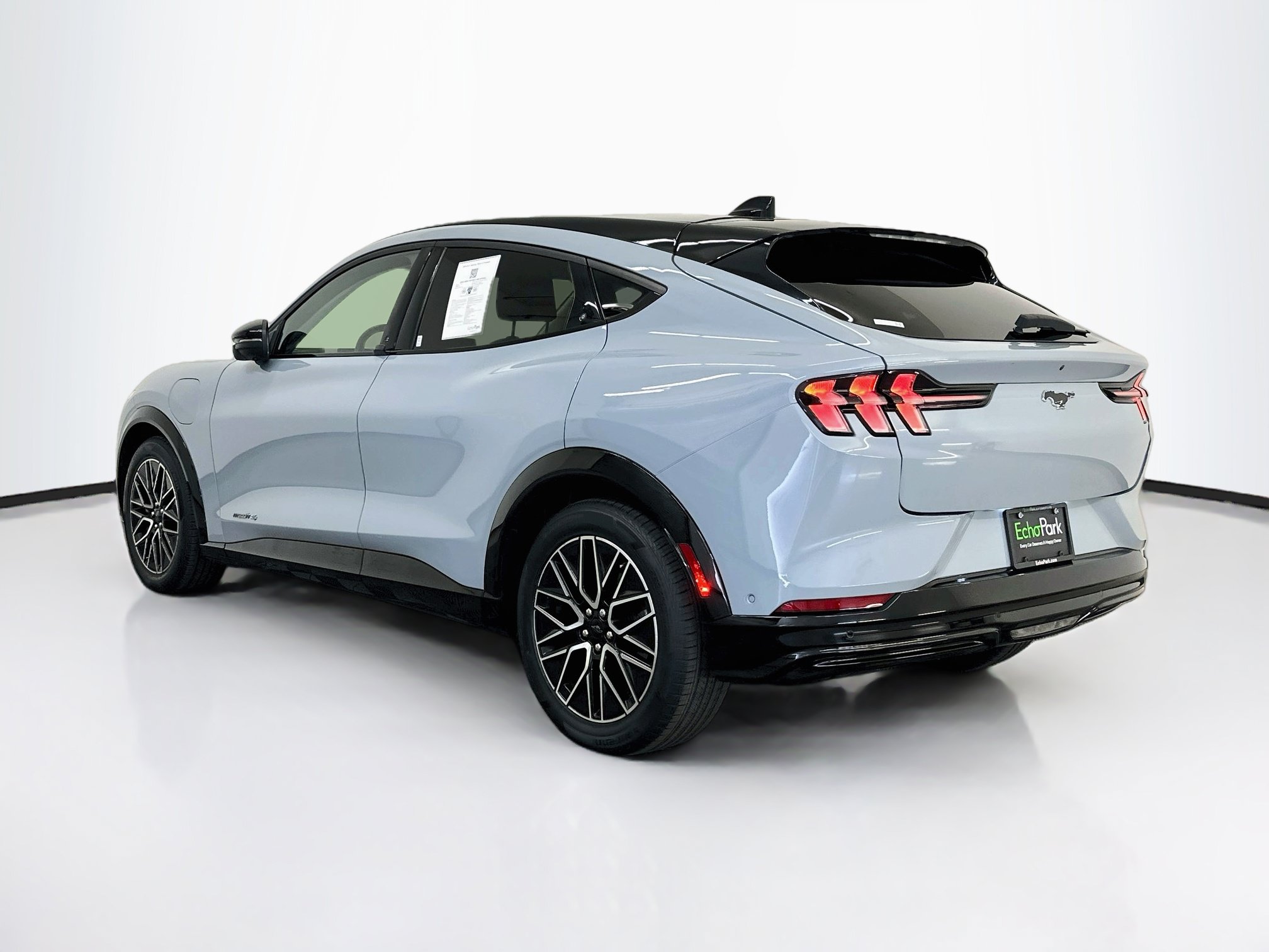 Used 2024 Ford Mustang Mach-E Premium AWD/4WD image 5