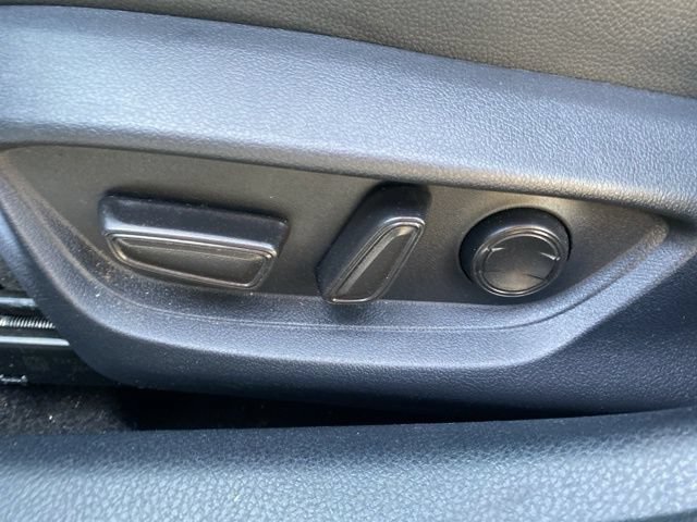Used 2025 Toyota Camry XSE FWD image 29