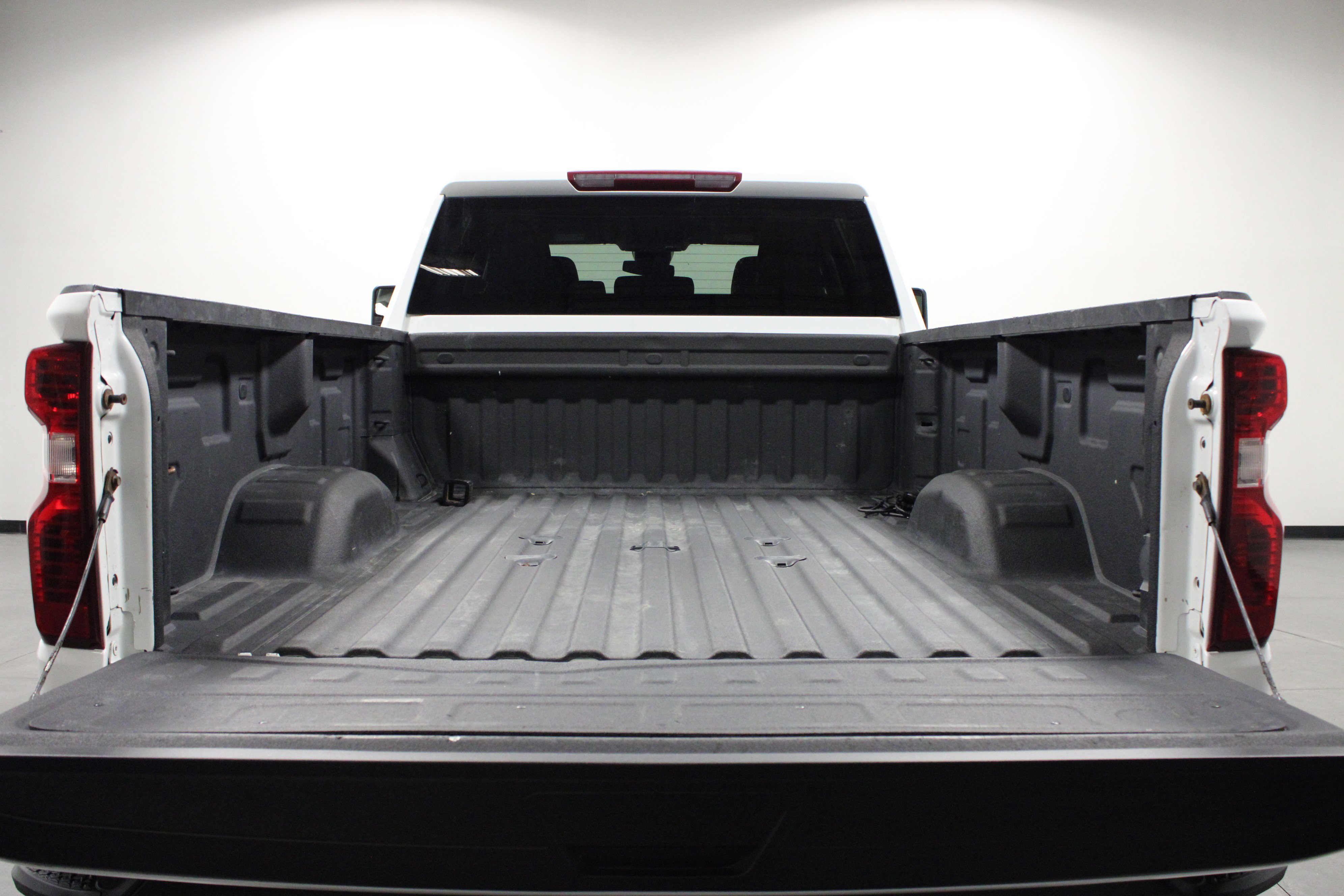 Used 2024 Chevrolet Silverado 2500 W/T image 14