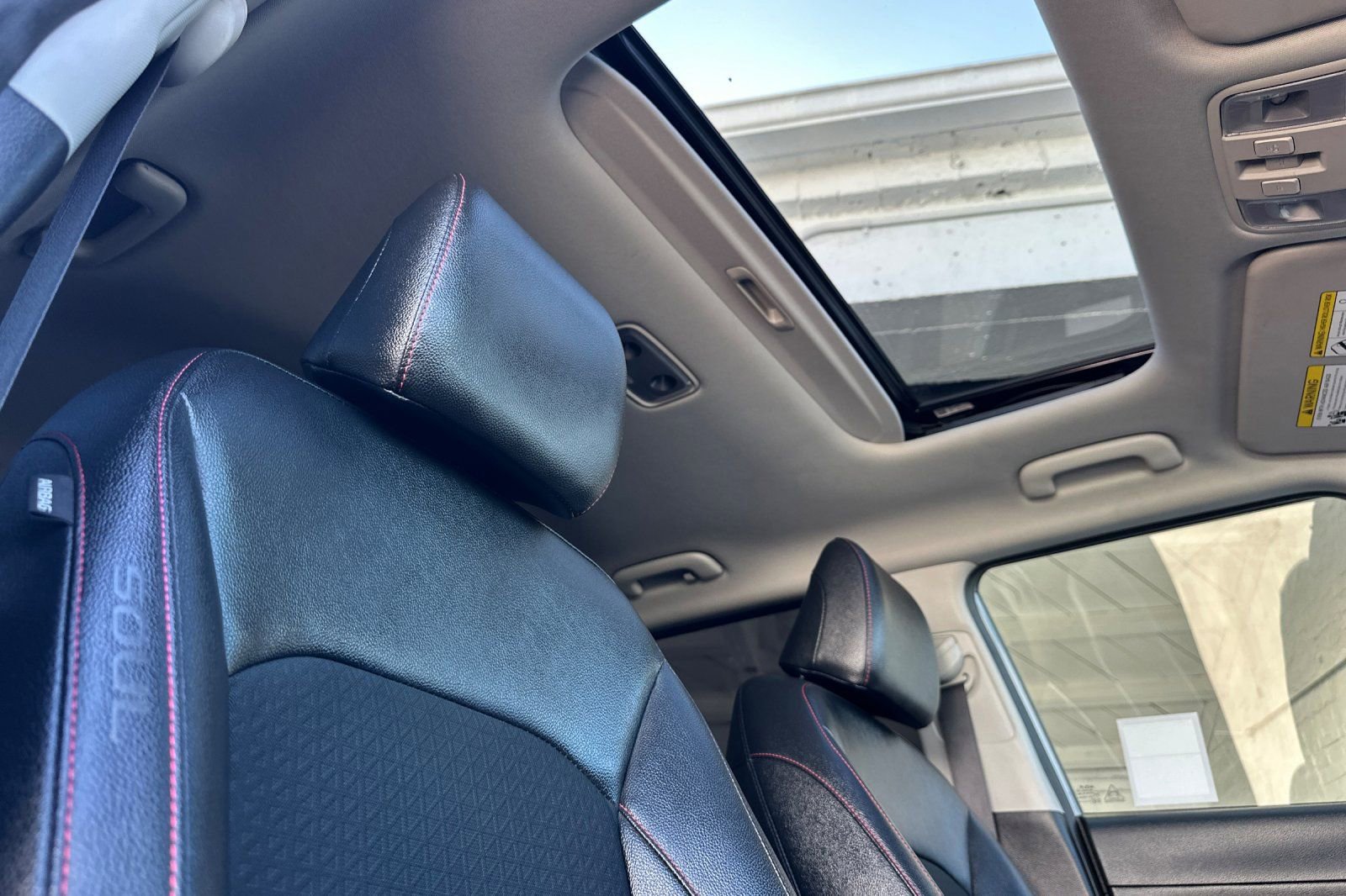 Used 2023 Kia Soul GT-Line w/ GT-Line Technology Package FWD image 18