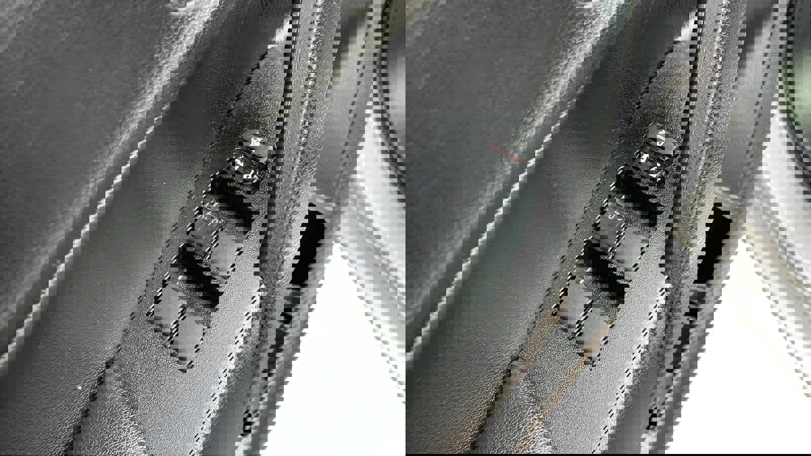 Used 2017 Toyota Corolla SE image 22