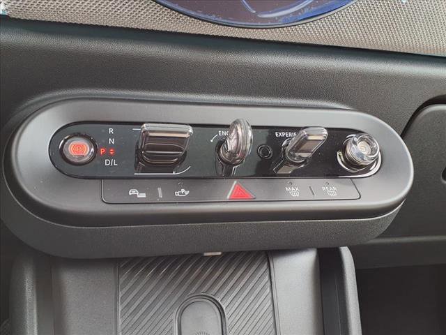 Certified 2025 MINI Cooper S image 12