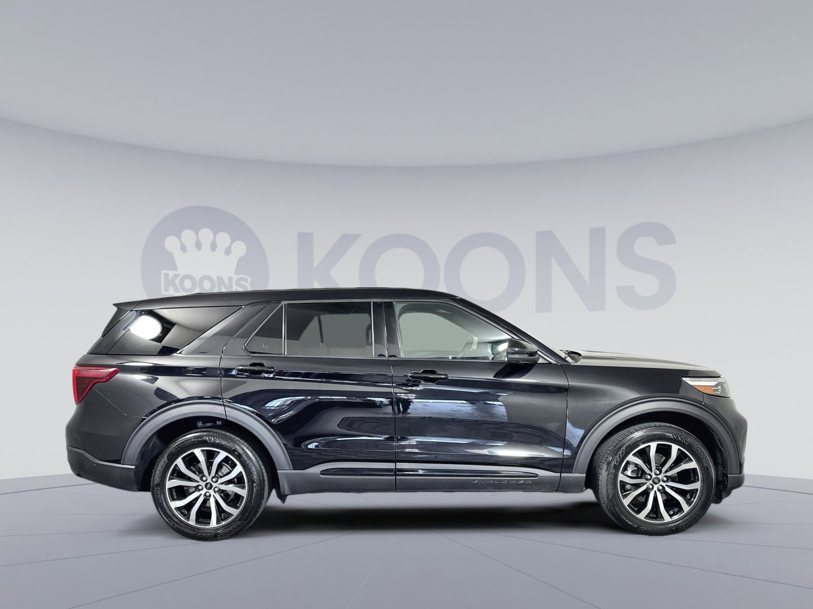 Used 2021 Ford Explorer ST w/ Equipment Group 401A image 8