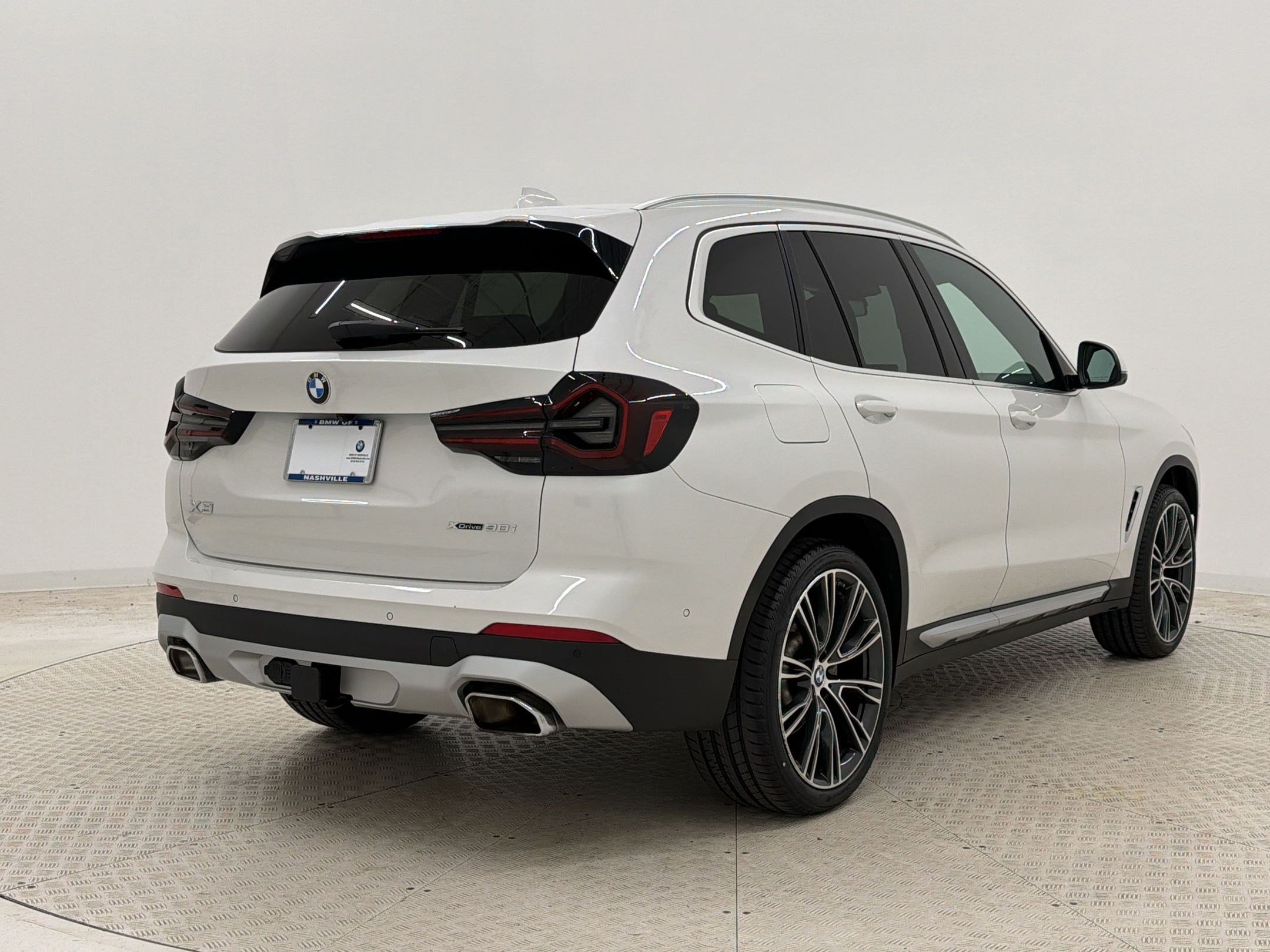 Used 2023 BMW X3 xDrive30i w/ Premium Package AWD/4WD image 9