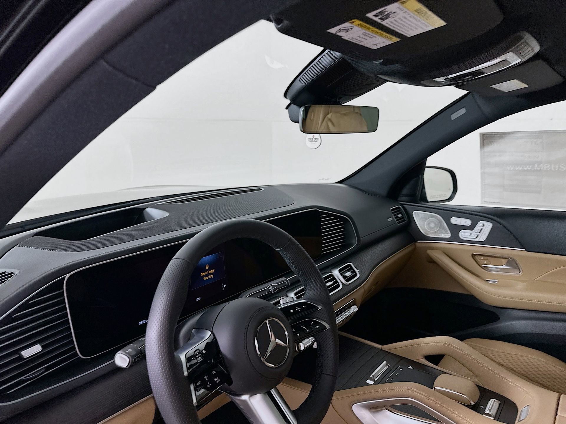 New 2026 Mercedes-Benz GLS 450 4MATIC image 10