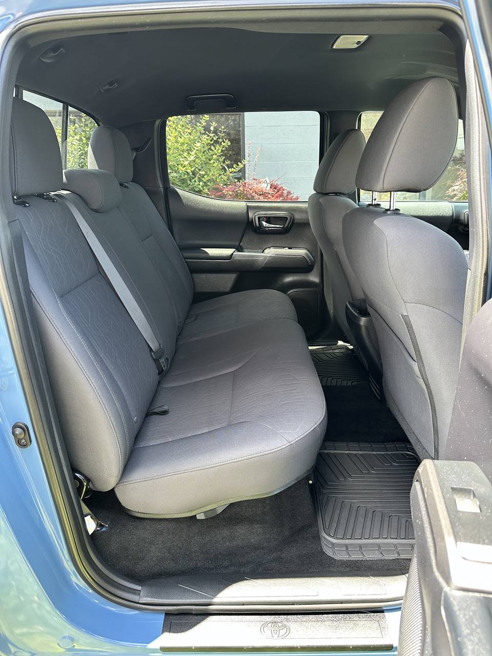 Used 2019 Toyota Tacoma TRD Off-Road w/ Technology Package AWD/4WD image 20