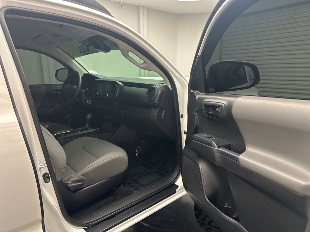 Used 2022 Toyota Tacoma SR image 8