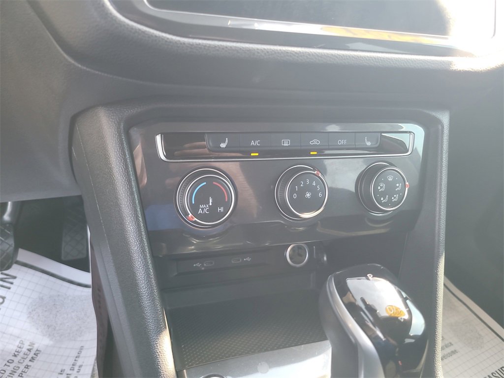 Used 2024 Volkswagen Tiguan S image 18