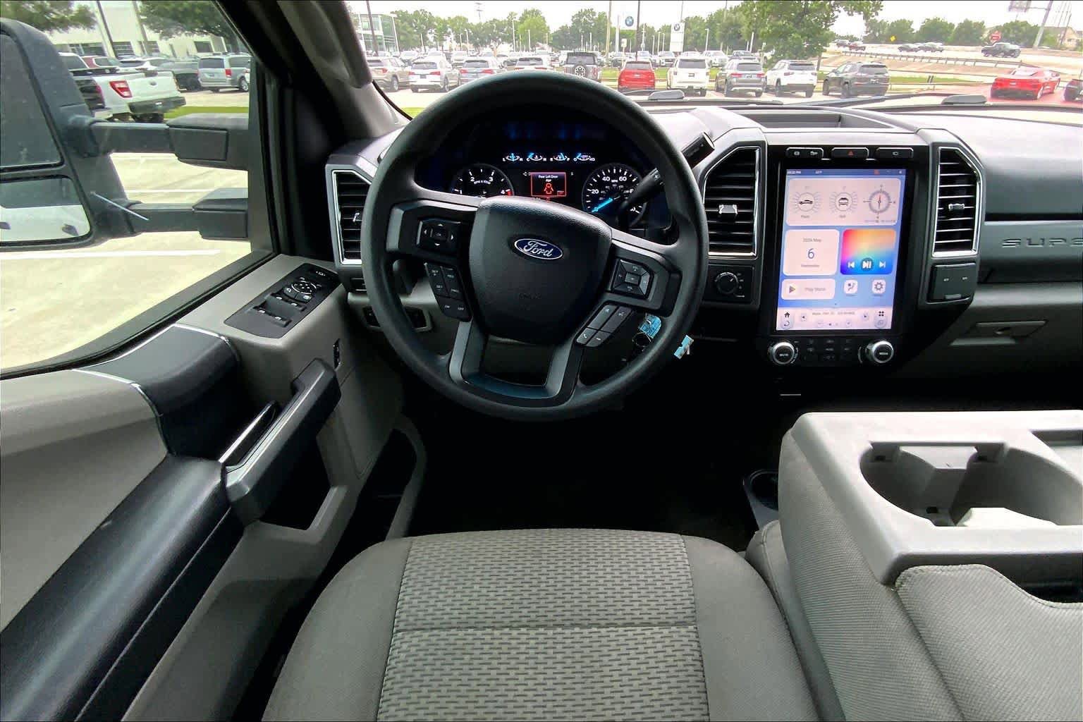 Used 2017 Ford F350 XLT w/ XLT Value Package AWD/4WD image 6