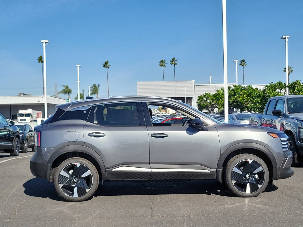 New 2026 Nissan Kicks SR FWD image 20