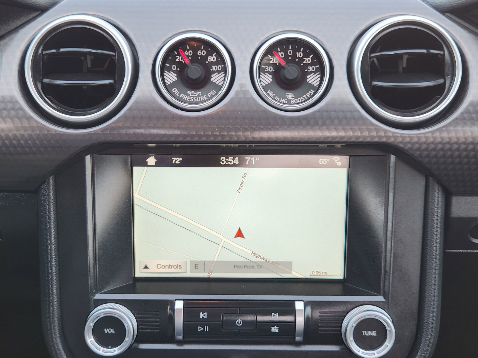 Used 2019 Ford Mustang Premium w/ Ecoboost Performance Package image 17