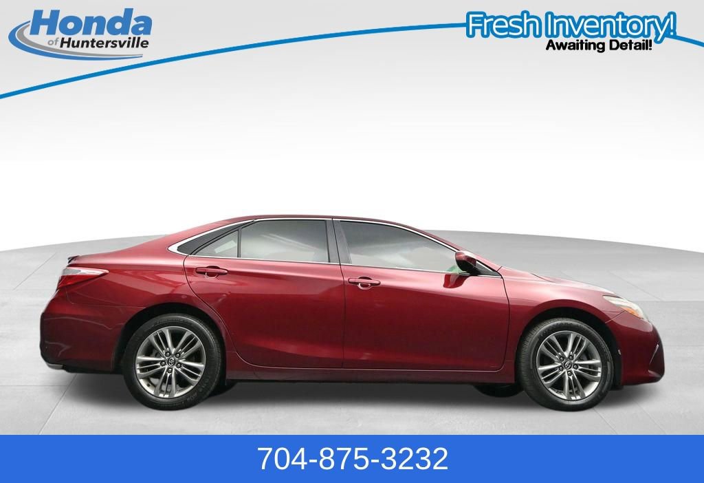 Used 2017 Toyota Camry SE FWD image 26