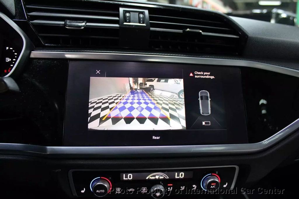 Used 2020 Audi Q3 2.0T Premium image 15