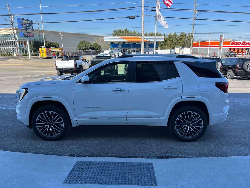 New 2026 GMC Terrain Denali w/ LPO, Floor Liner Package image 6