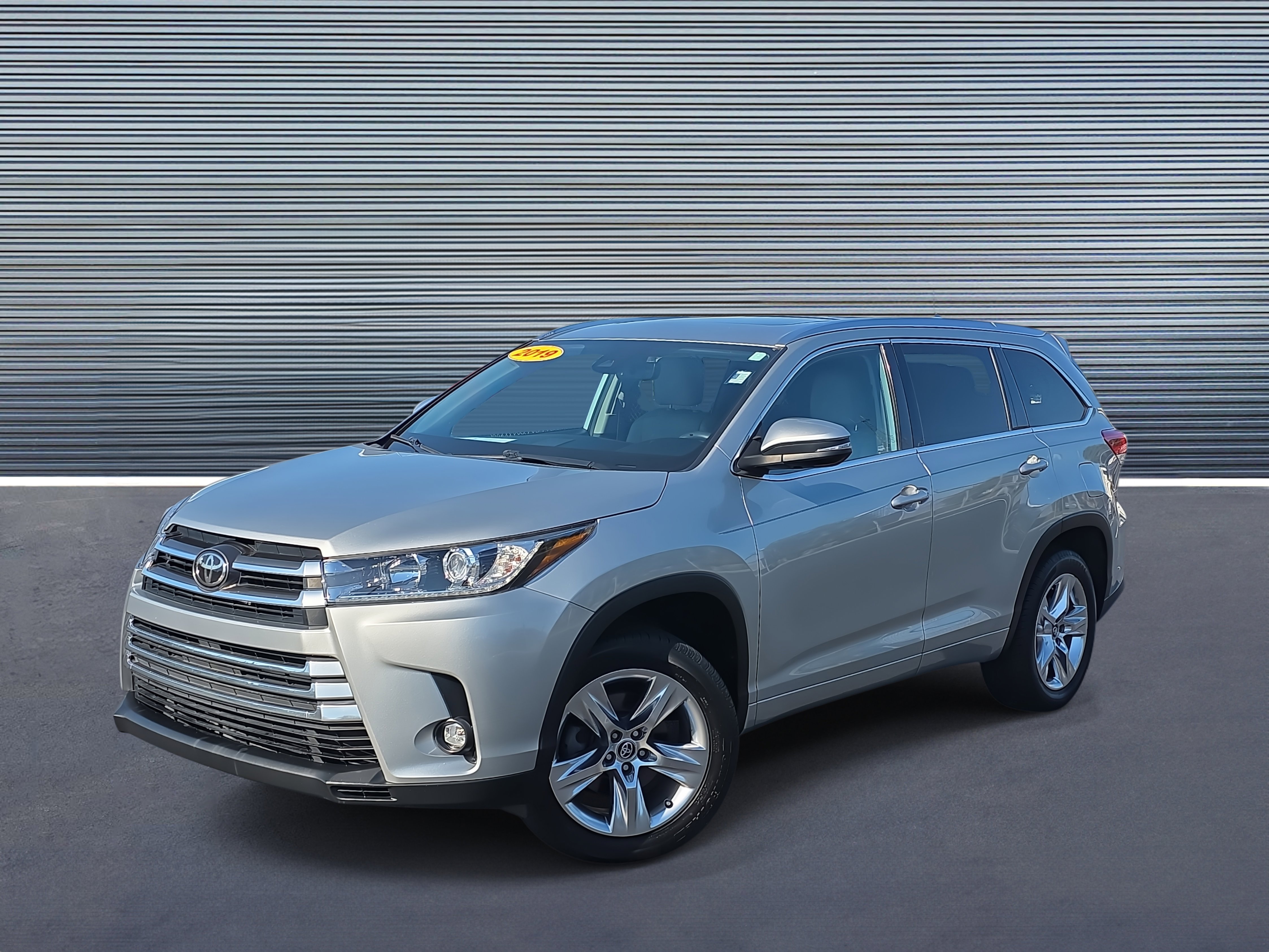 Used 2019 Toyota Highlander Limited Platinum