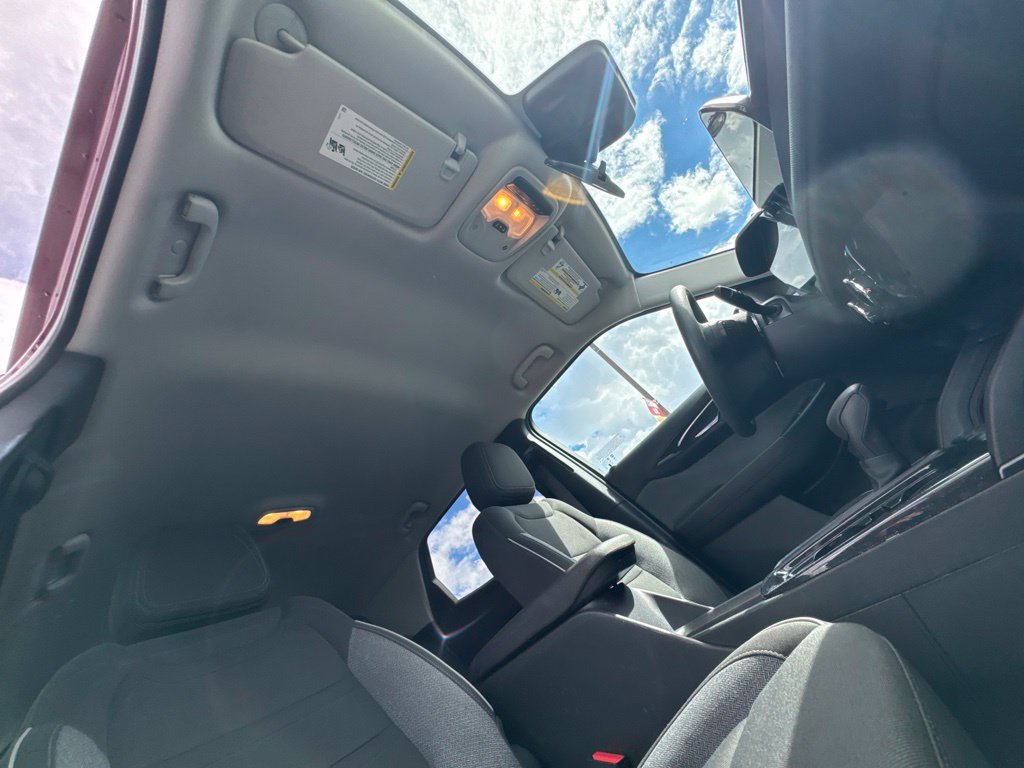 Used 2025 Chevrolet TrailBlazer LT AWD/4WD image 25