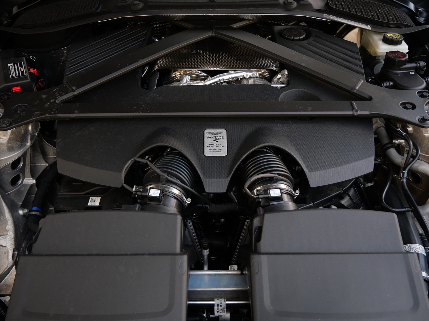 New 2026 Aston Martin V8 Vantage S image 23