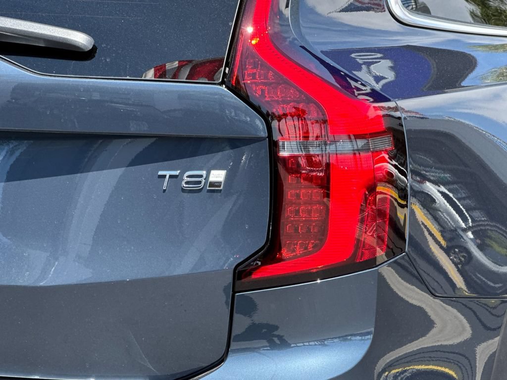 New 2026 Volvo XC90 T8 Plus AWD/4WD image 27
