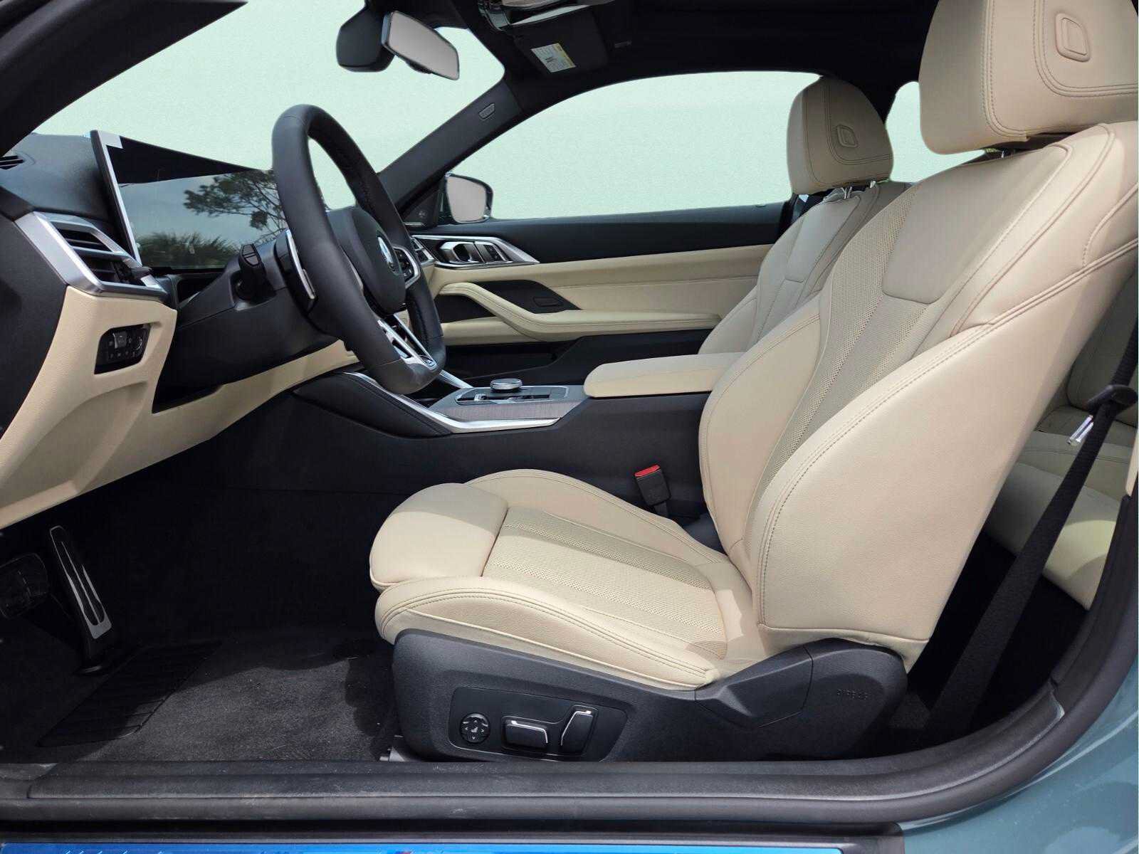 New 2026 BMW 430i Coupe w/ M Sport Package RWD image 8