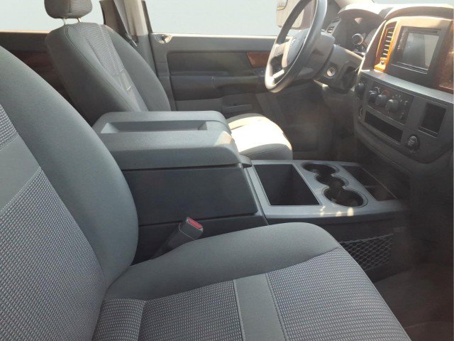 Used 2006 Dodge Ram 2500 Truck SLT AWD/4WD image 4
