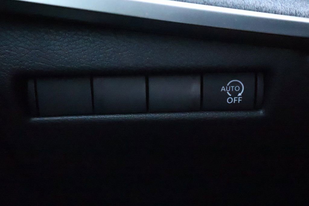 New 2026 Nissan Kicks SV image 15