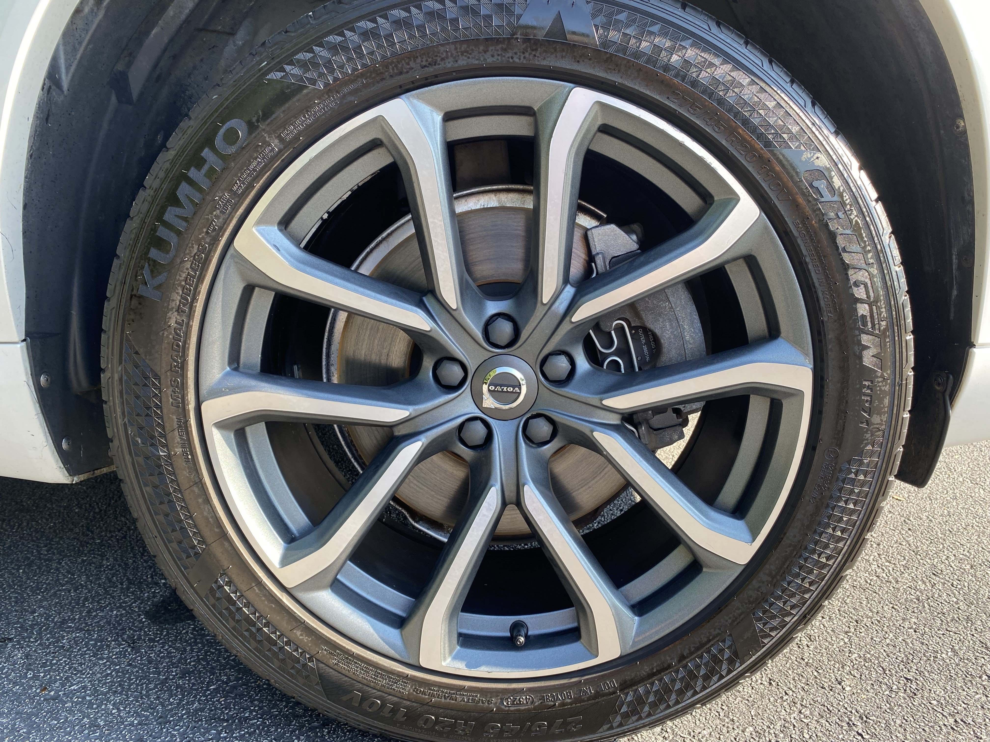 Used 2018 Volvo XC90 T6 Momentum w/ Convenience Package AWD/4WD image 13
