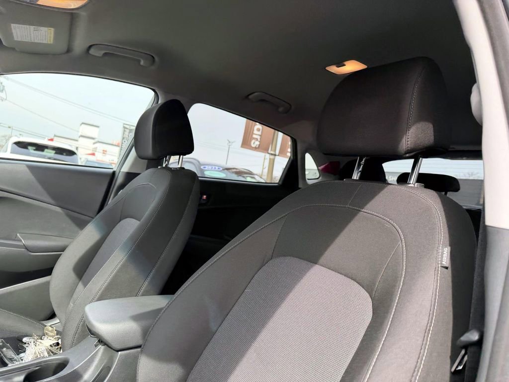 Certified 2023 Hyundai Kona SEL image 9