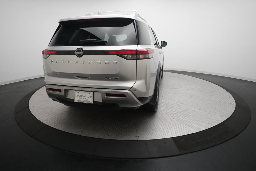 Used 2024 Nissan Pathfinder SL image 30