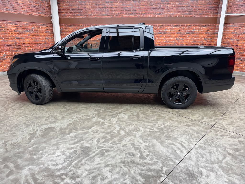 Used 2022 Honda Ridgeline Black Edition video 2