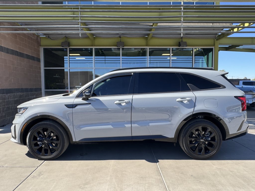 Used 2023 Kia Sorento SX FWD image 7