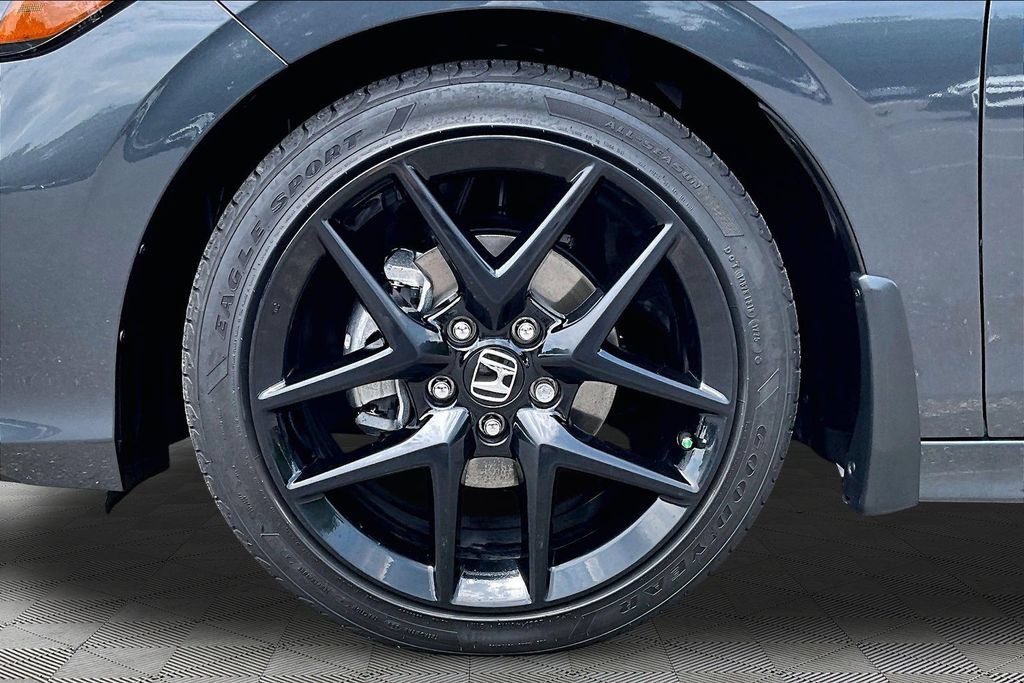 Used 2025 Honda Civic Sport image 23