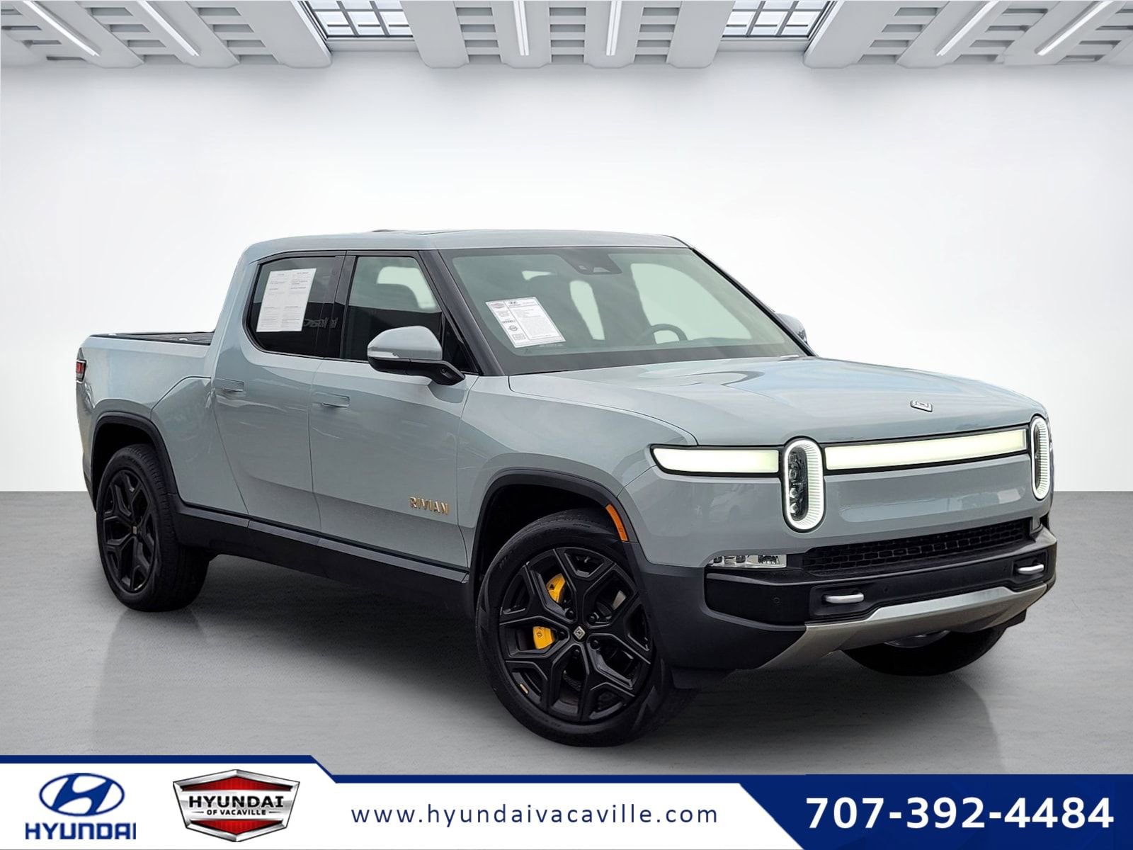 Used 2022 Rivian R1T Adventure