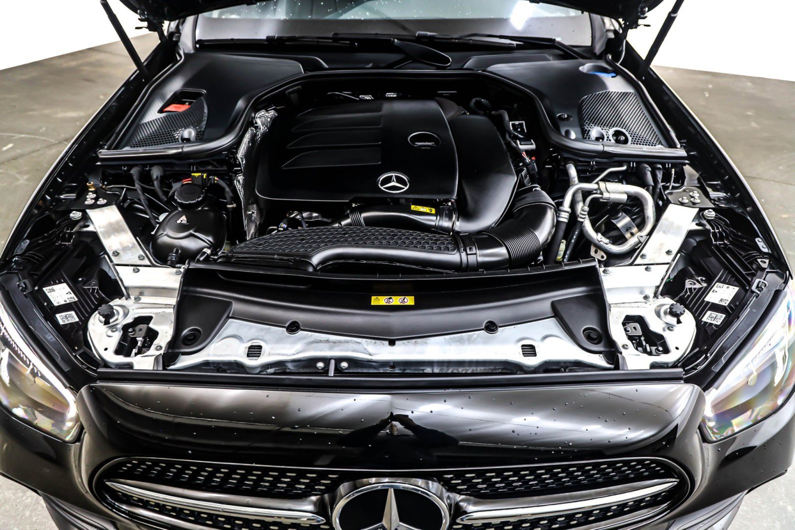 Used 2022 Mercedes-Benz E 350 Sedan image 12