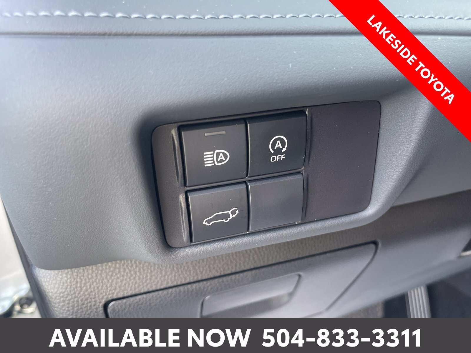 Used 2024 Toyota Highlander XLE FWD image 26