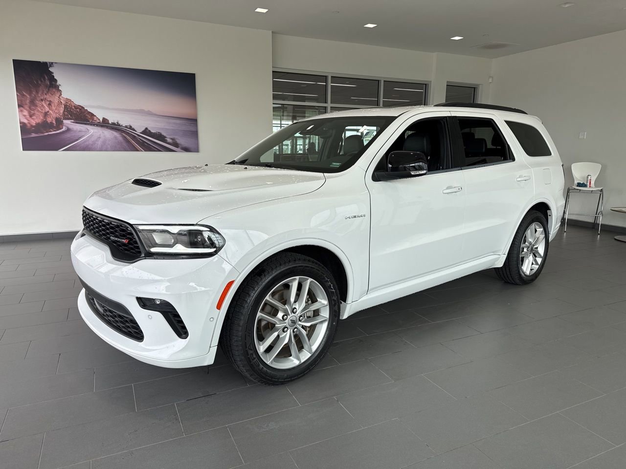 Used 2023 Dodge Durango R/T AWD/4WD image 4
