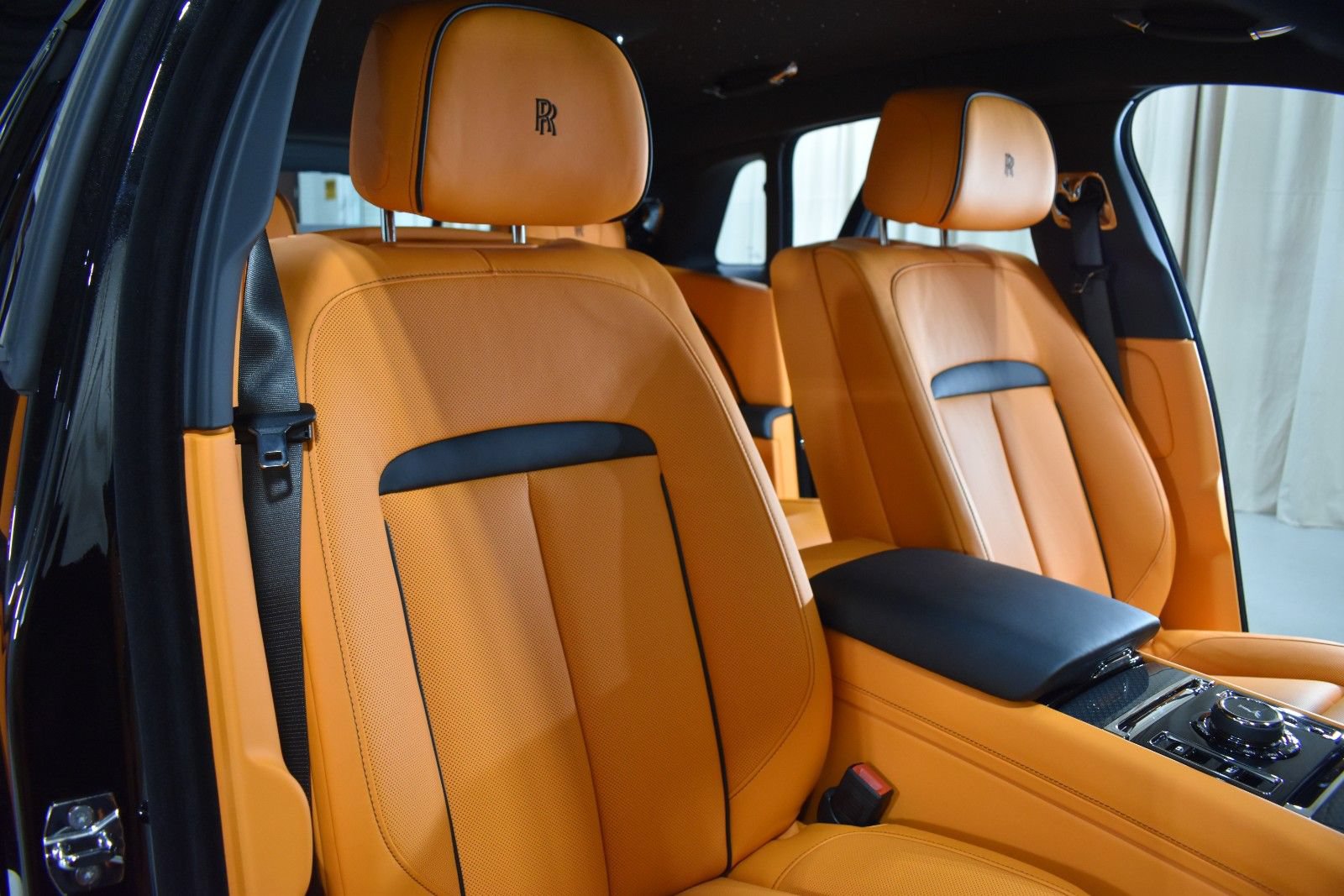 New 2027 Rolls-Royce Ghost Black Badge AWD/4WD image 44