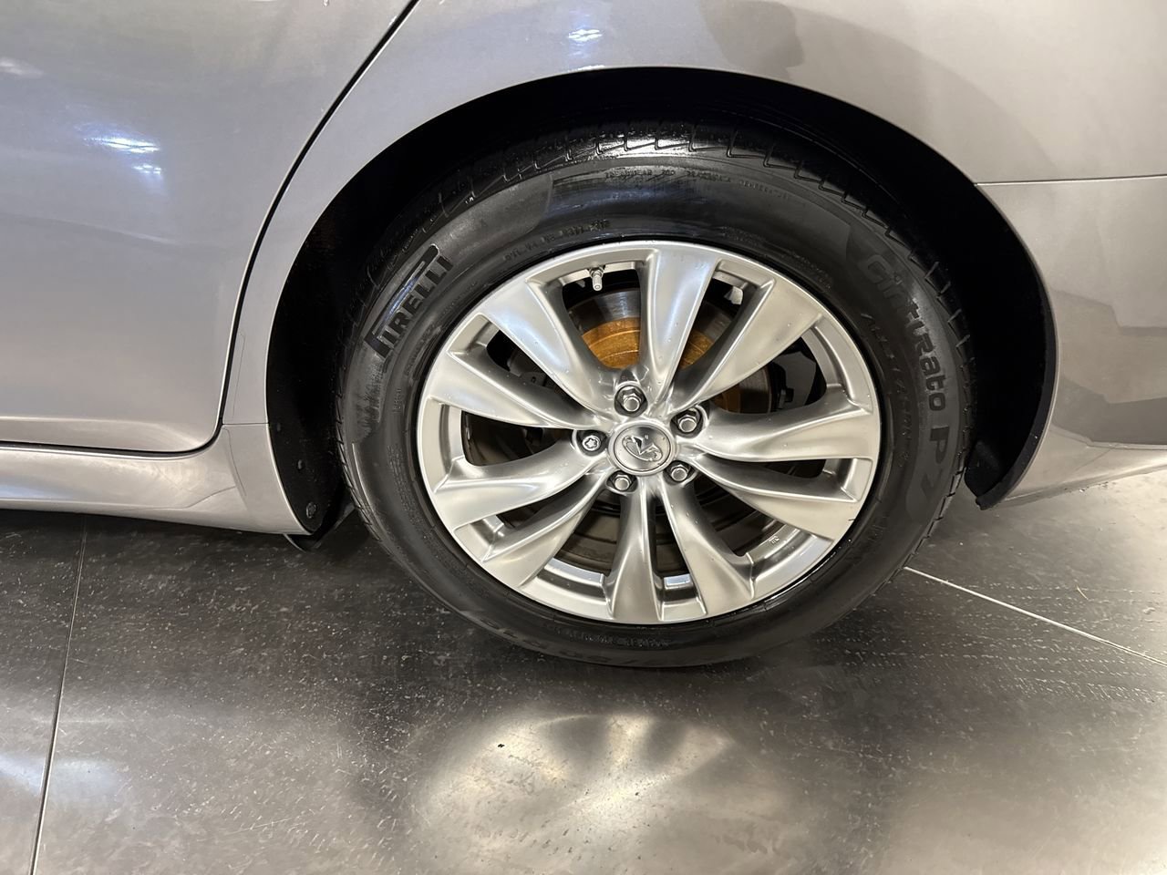 Used 2012 INFINITI M35 w/ Premium Pkg image 12